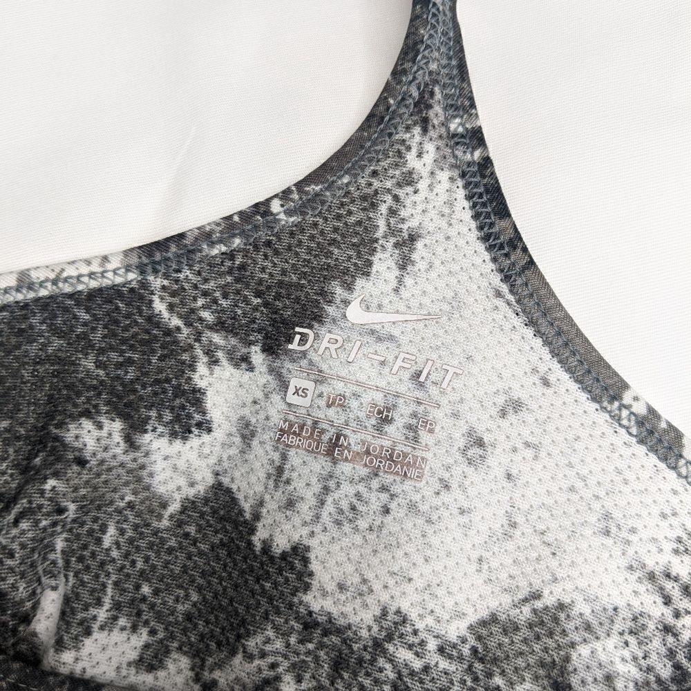 Nike Dri-Fit Exercise Tank Top - Picture 6 of 9